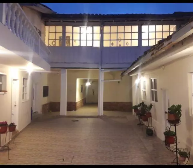 ペンション El Andarin Home Stay