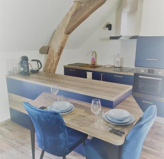 פנסיון Room In House Undefined