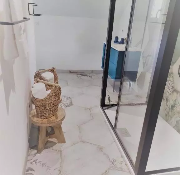 Majatalo Room In House   Undefined