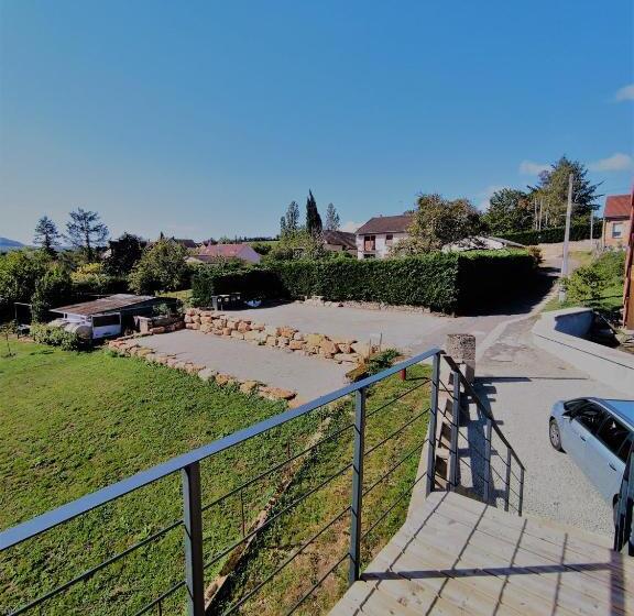 פנסיון Room In House Undefined