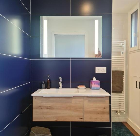 تختخواب و صبحانه La Chambre Du Bosquet