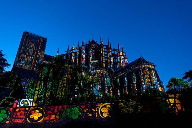 تختخواب و صبحانه La Chambre Du Bosquet