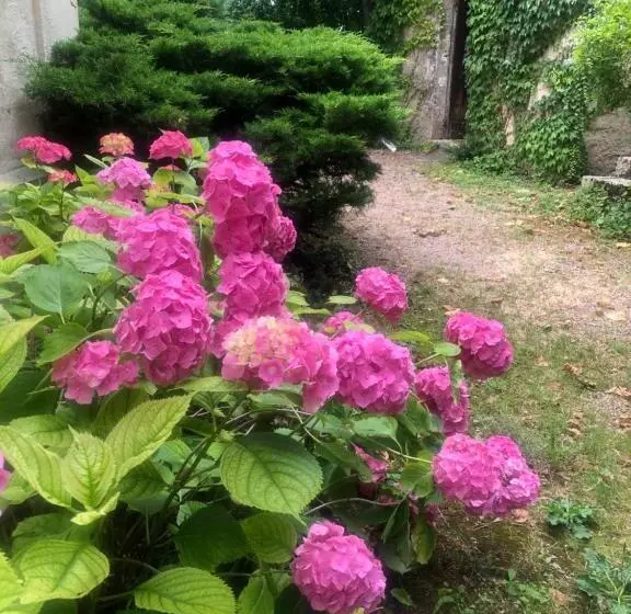 Aamiaismajoitus (B&B) Demeure Des Payratons