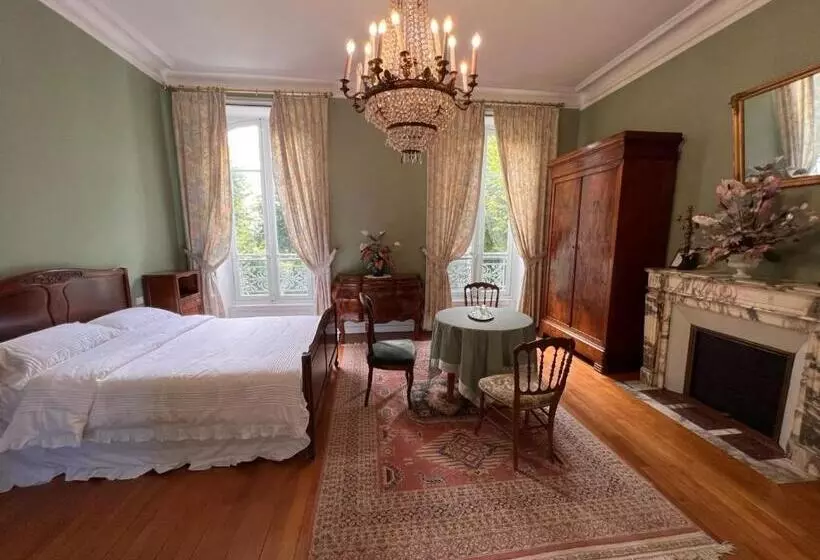 Aamiaismajoitus (B&B) Demeure Des Payratons