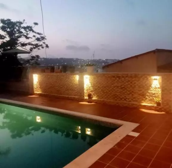 تختخواب و صبحانه Villa Dar Annette