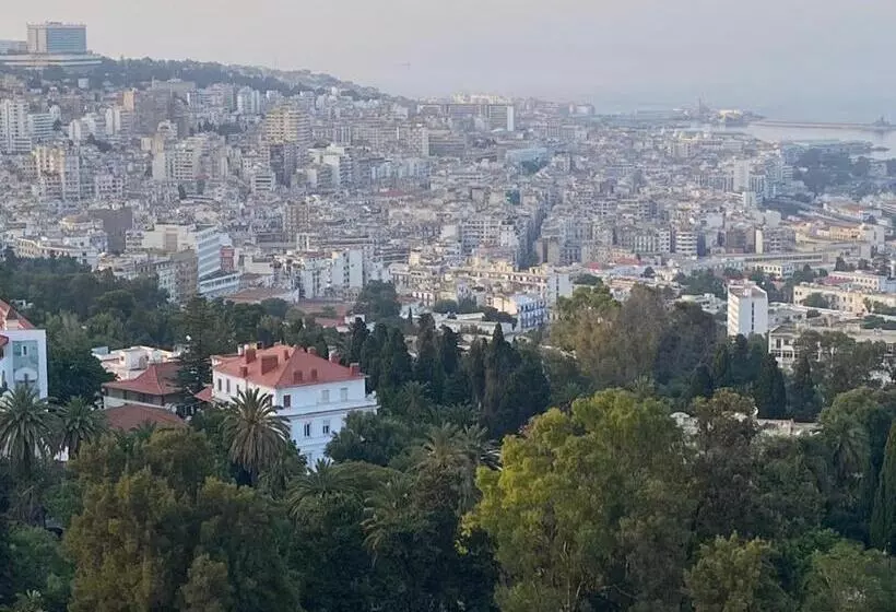 تختخواب و صبحانه Villa Dar Annette