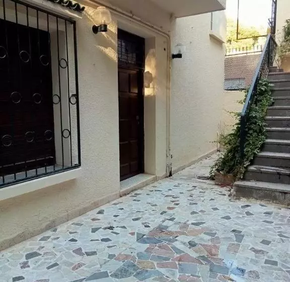 تختخواب و صبحانه Villa Dar Annette
