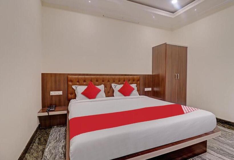 Hotel Ashraya Paradise