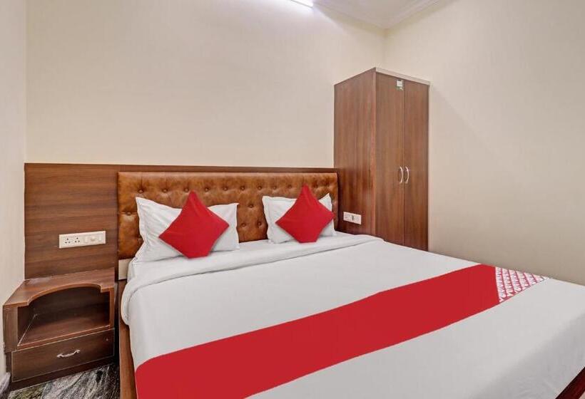 Hotel Ashraya Paradise