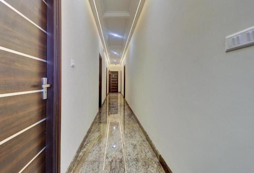 Hotel Ashraya Paradise