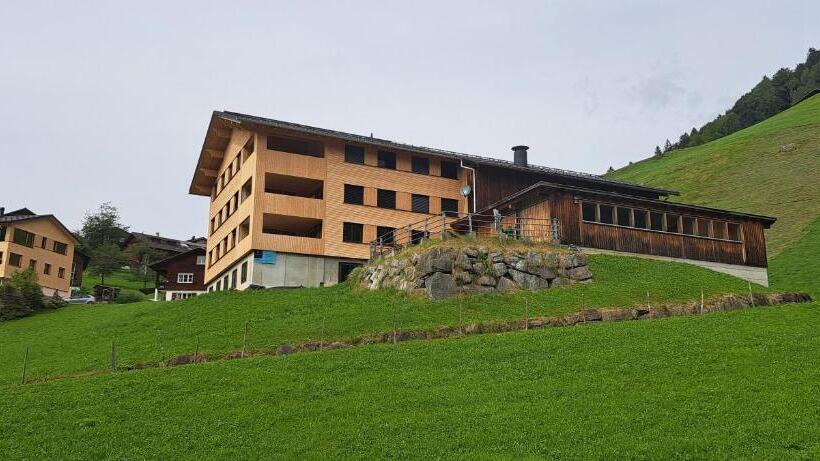 هتل Ferienwohnung Bergtraum