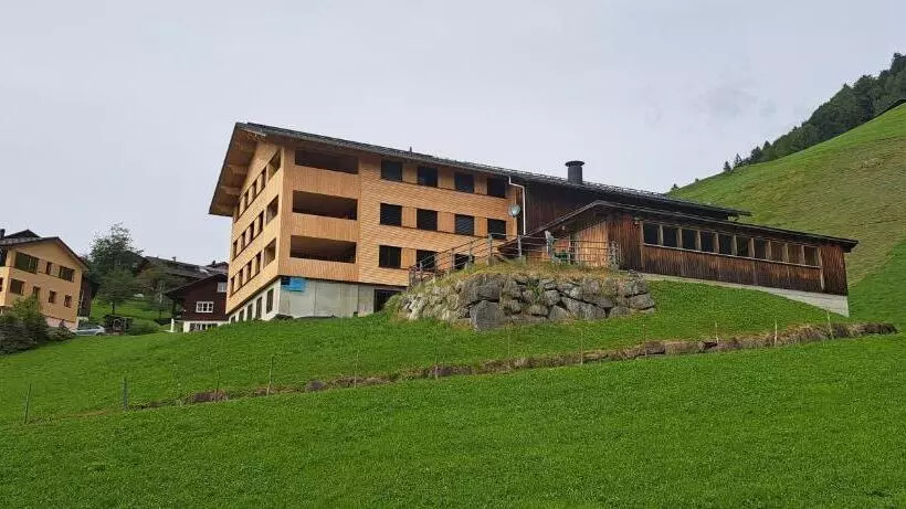Hotelli Ferienwohnung Bergtraum