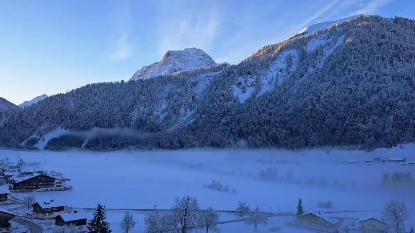 Hotelli Ferienwohnung Bergtraum