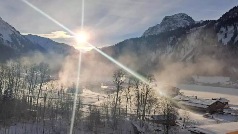 Hotelli Ferienwohnung Bergtraum