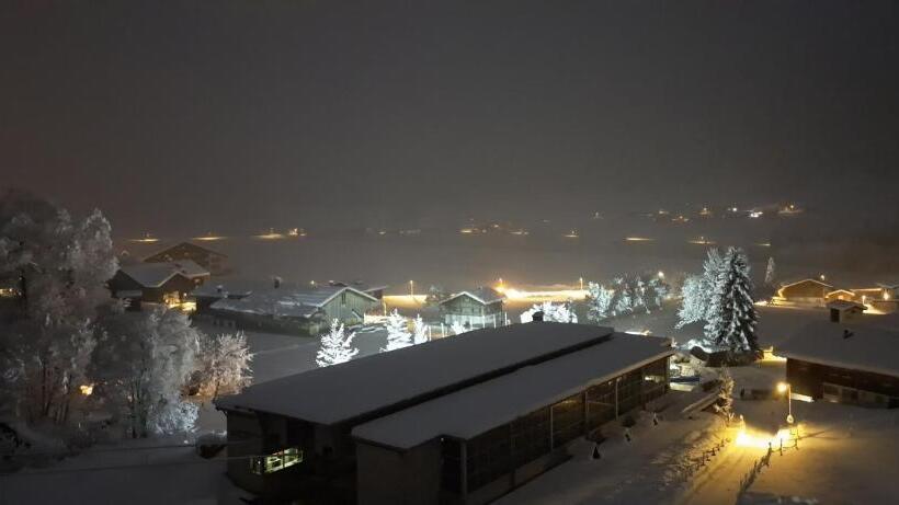 هتل Ferienwohnung Bergtraum