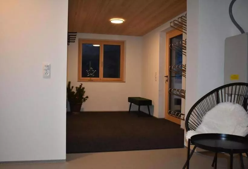 Hotelli Ferienwohnung Bergtraum