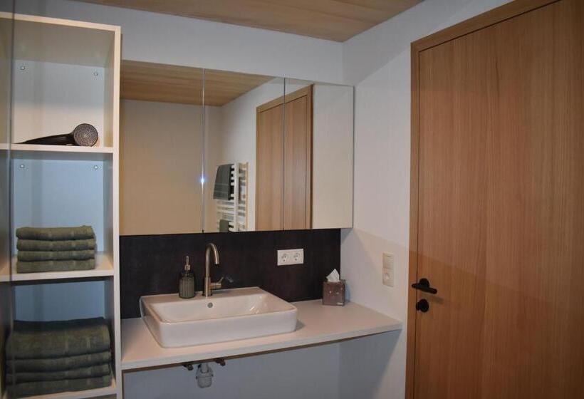 هتل Ferienwohnung Bergtraum