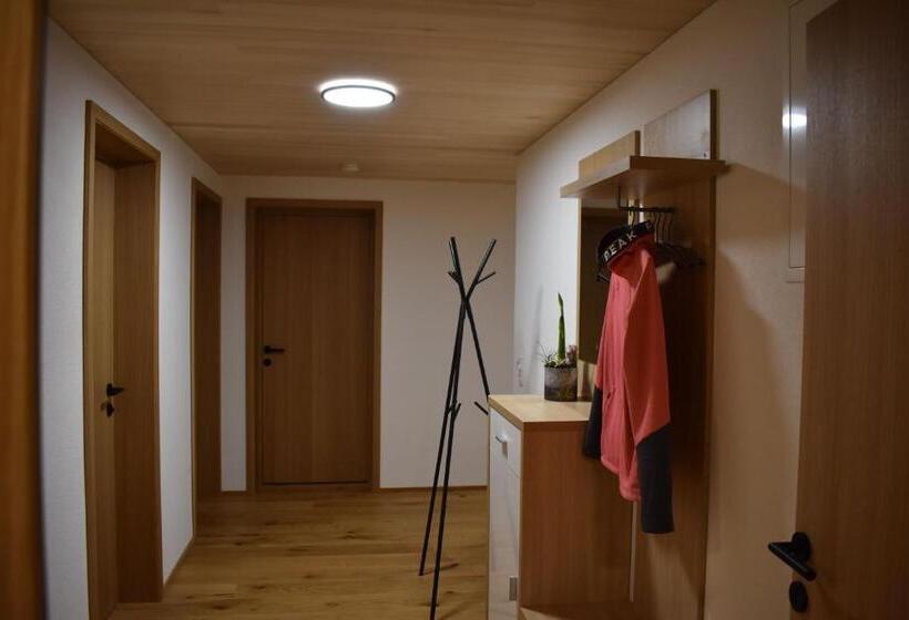 هتل Ferienwohnung Bergtraum