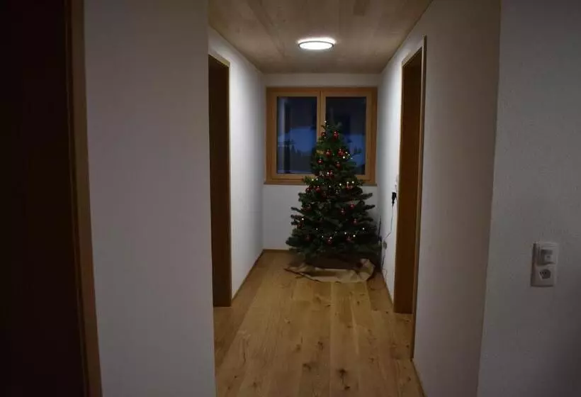 Hotelli Ferienwohnung Bergtraum