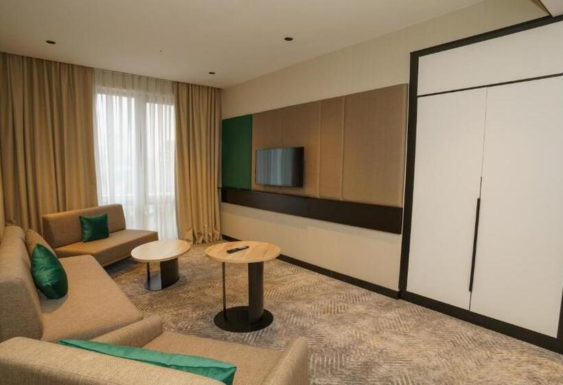 Hotel Holiday Inn Tashkent City, An Ihg