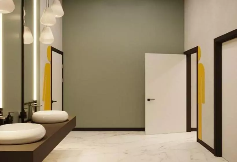 هتل Holiday Inn Tashkent City, An Ihg