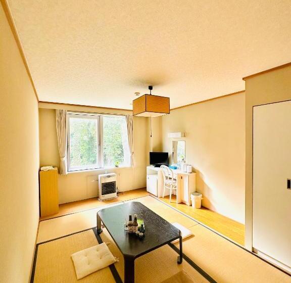 Hotel Justice Ski In Ski Out