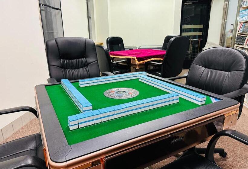 Hotel Justice Ski In Ski Out