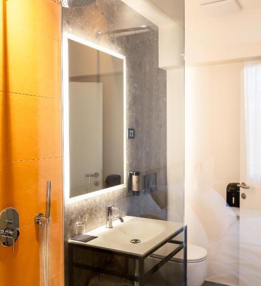 هتل Lonca   Superior