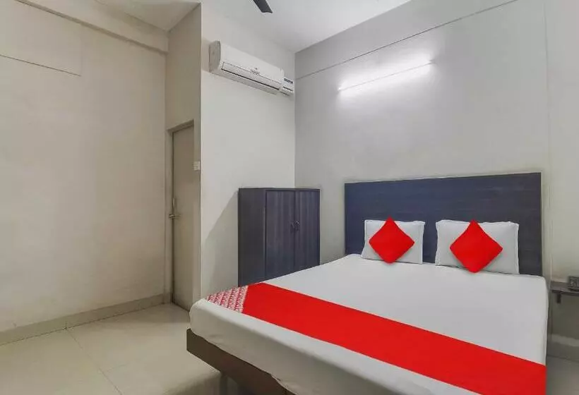 ホテル O Bharat Lodge