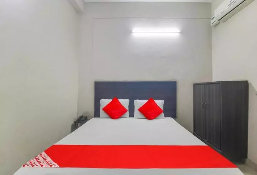 ホテル O Bharat Lodge