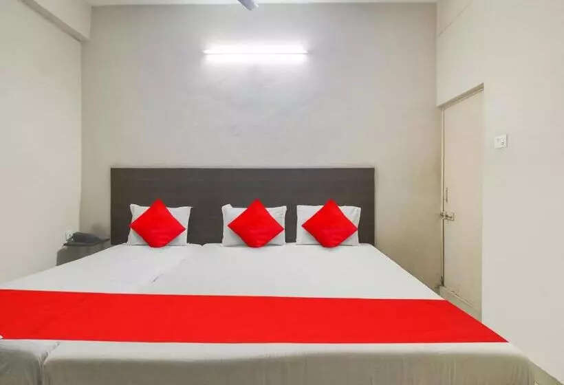 ホテル O Bharat Lodge