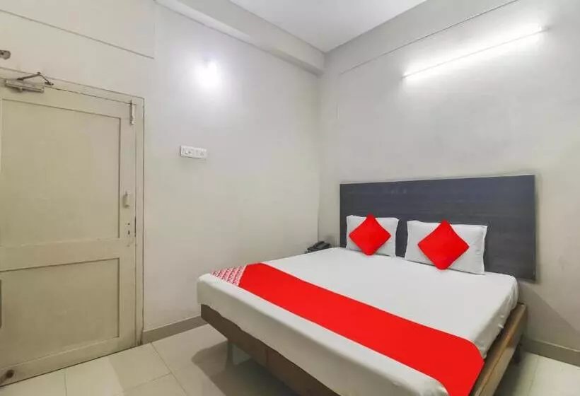 ホテル O Bharat Lodge