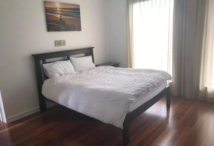 Majatalo 6 Rooms Villa