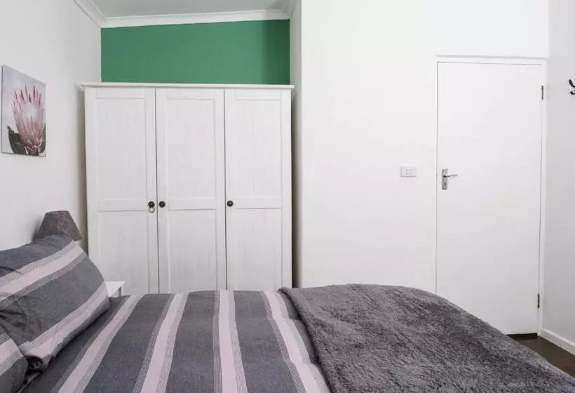 Majatalo Seaside Cottage Kommetjie