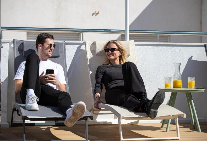 Aila Ii Hotel Boutique By Singularstays Digital Access