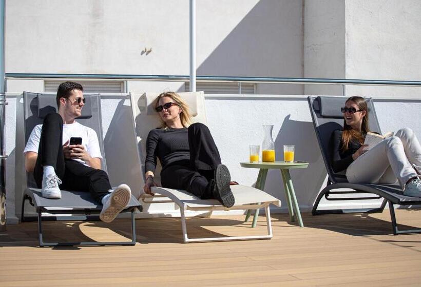 Aila Ii Hotel Boutique By Singularstays Digital Access