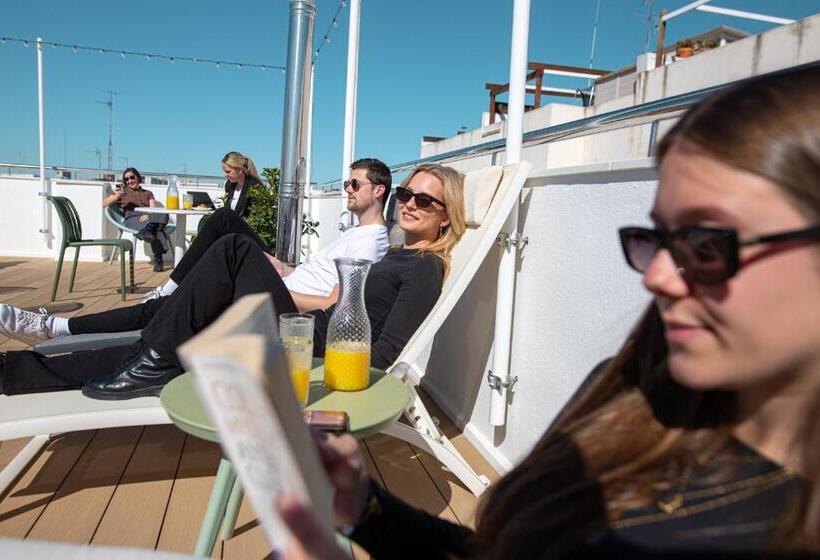 Aila Ii Hotel Boutique By Singularstays Digital Access