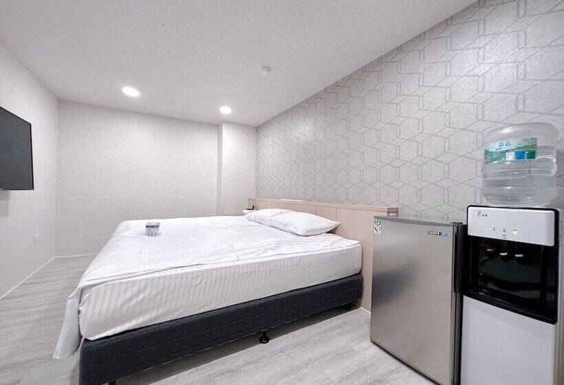 هاستل 夢境旅 智能自助旅店