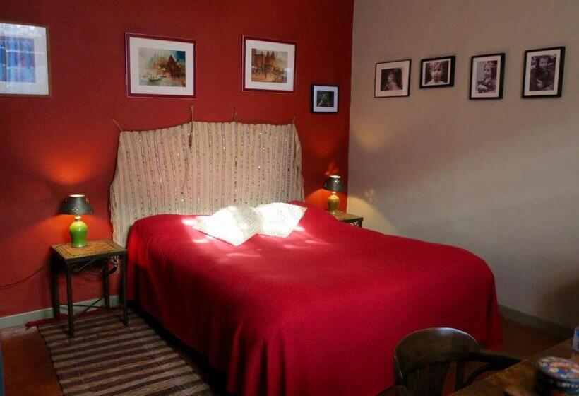 Bed and Breakfast Tombe La Nèfle