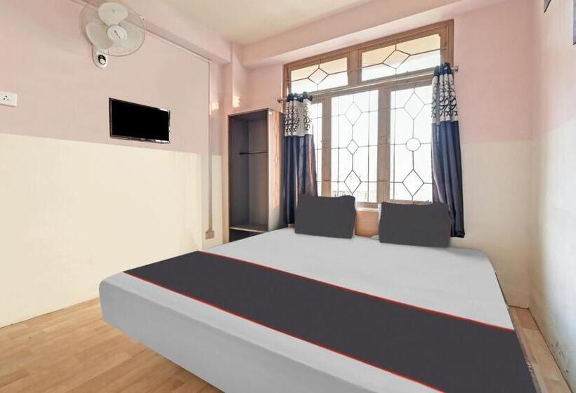 Отель Collection O Wonder Hill Residency