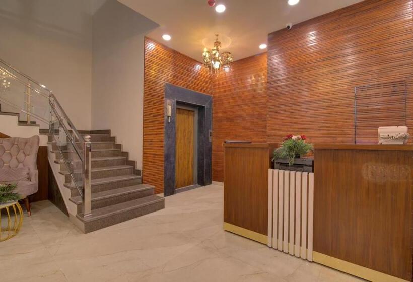 Отель Comfort Inn Karnal