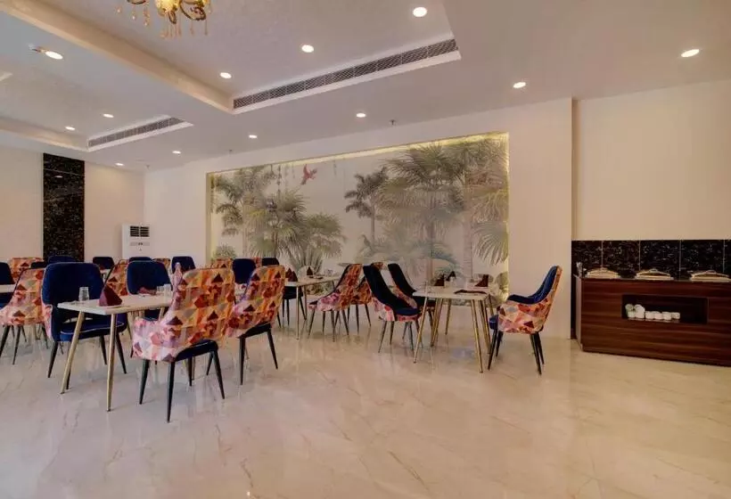 ホテル Comfort Inn Karnal