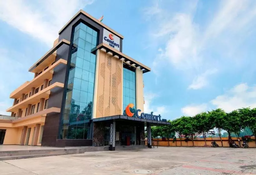 ホテル Comfort Inn Karnal