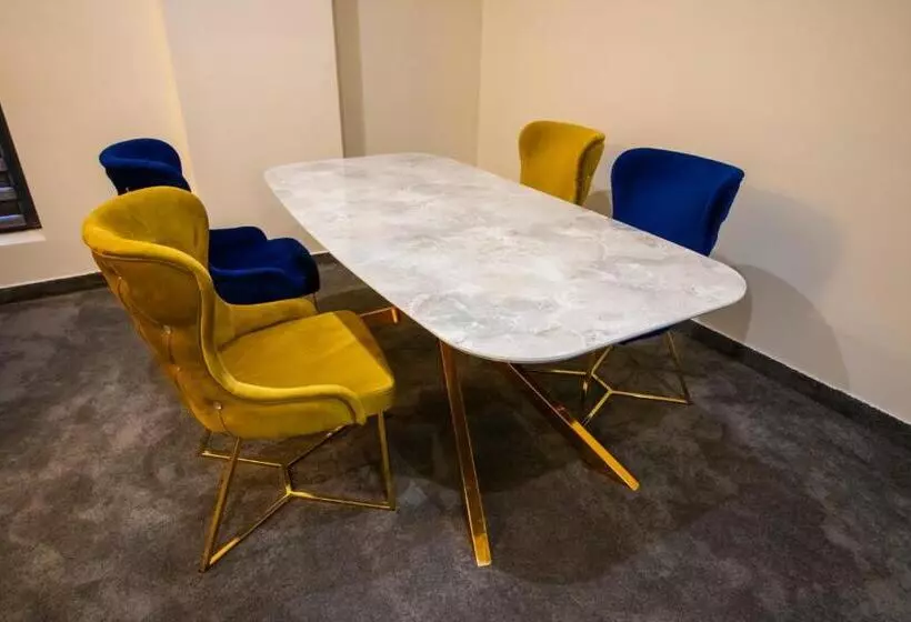 هتل Glamour Imperial