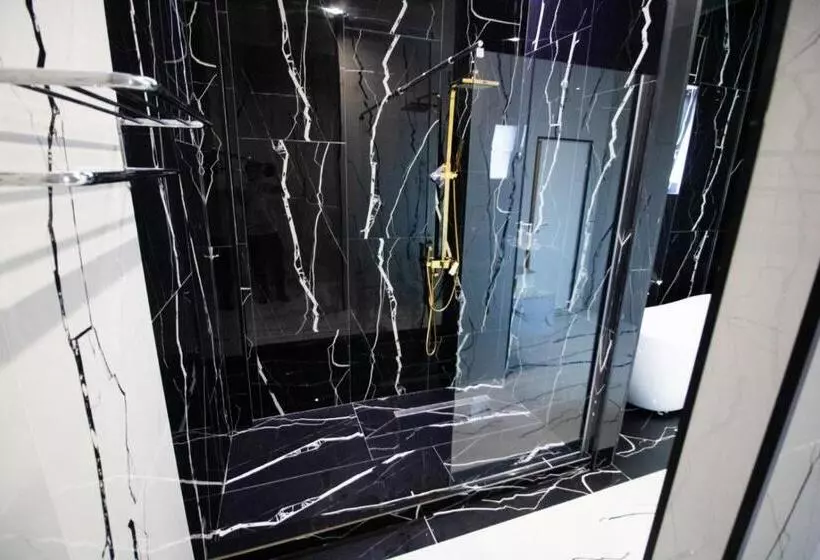 هتل Glamour Imperial