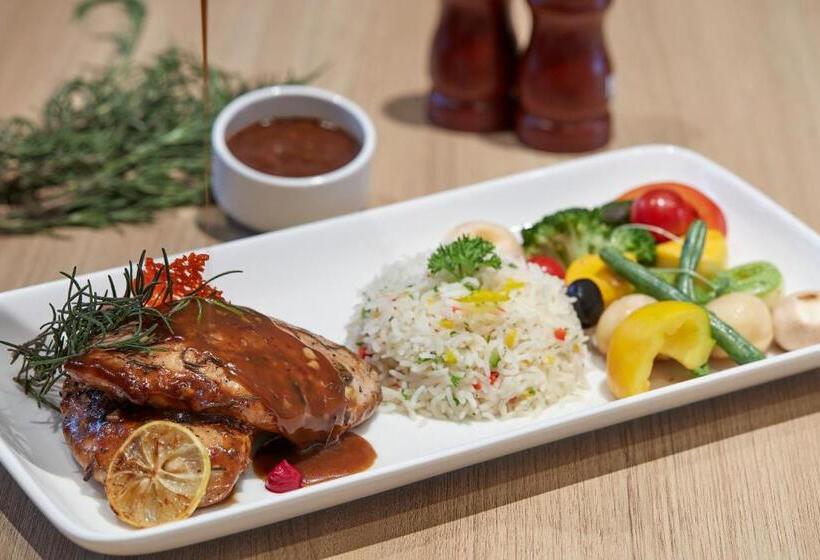 فندق Holiday Inn Express Bengaluru Bommasandra, An Ihg