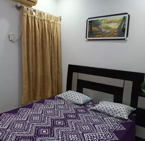 هتل Islamabad Comfort Homes