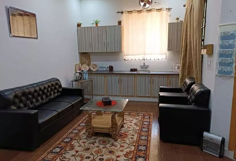 هتل Islamabad Comfort Homes