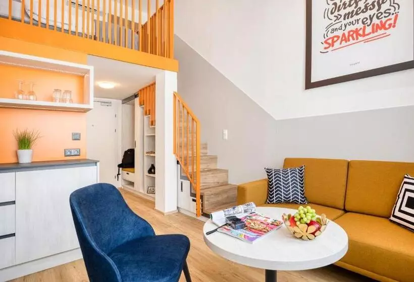 هتل Lyf Schönbrunn Vienna