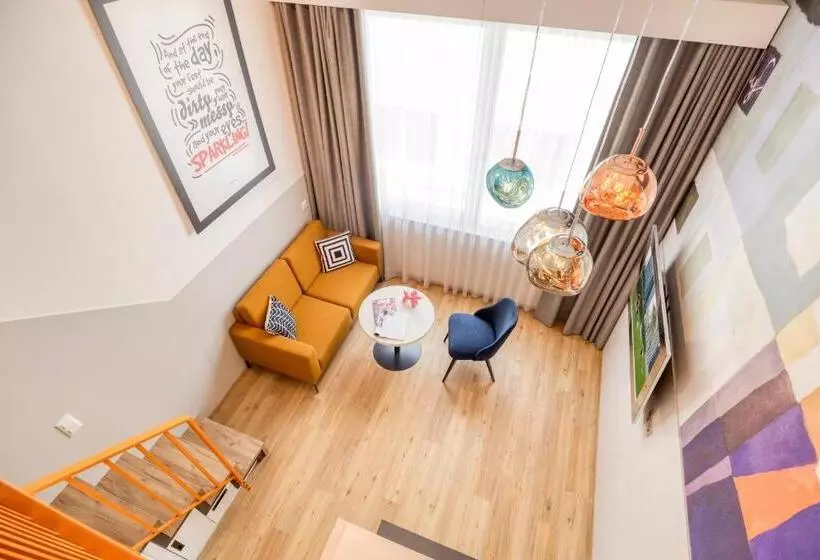 هتل Lyf Schönbrunn Vienna